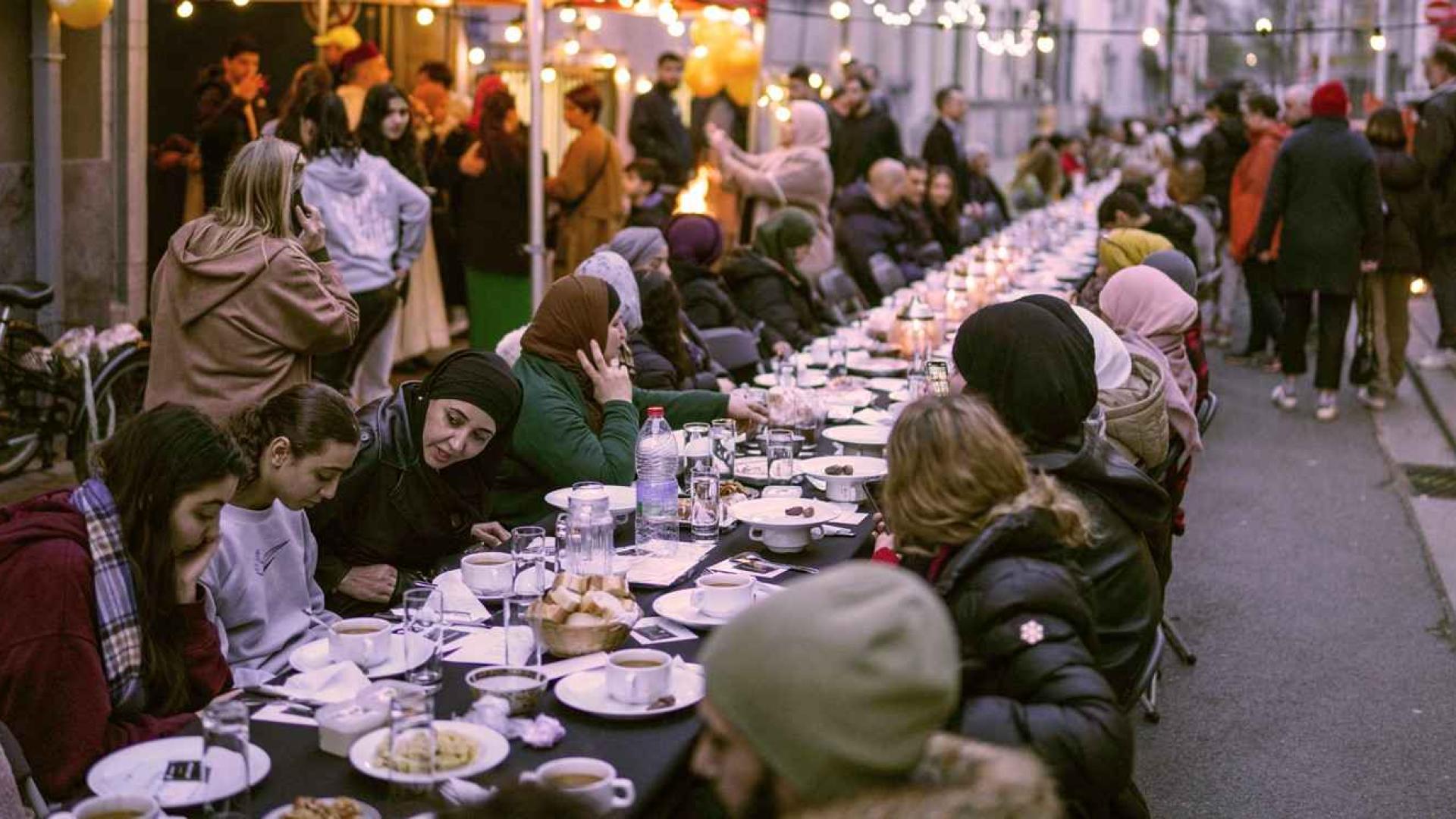 Antwerpen će za Uskrs i Ramazan postaviti stol za večeranje dug 2 km