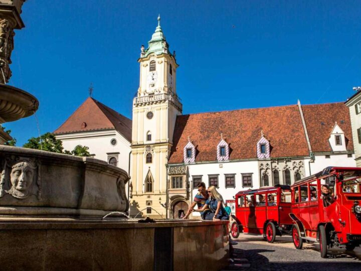 Bratislava izbacuje kultni turistički vlakić iz starog grada
