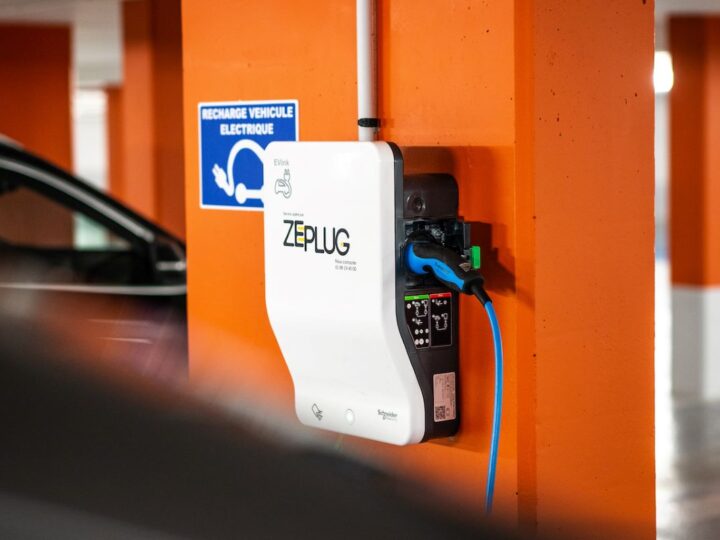 Rješenje za punjenje električnih vozila za ljude koji žive u stambenim blokovima