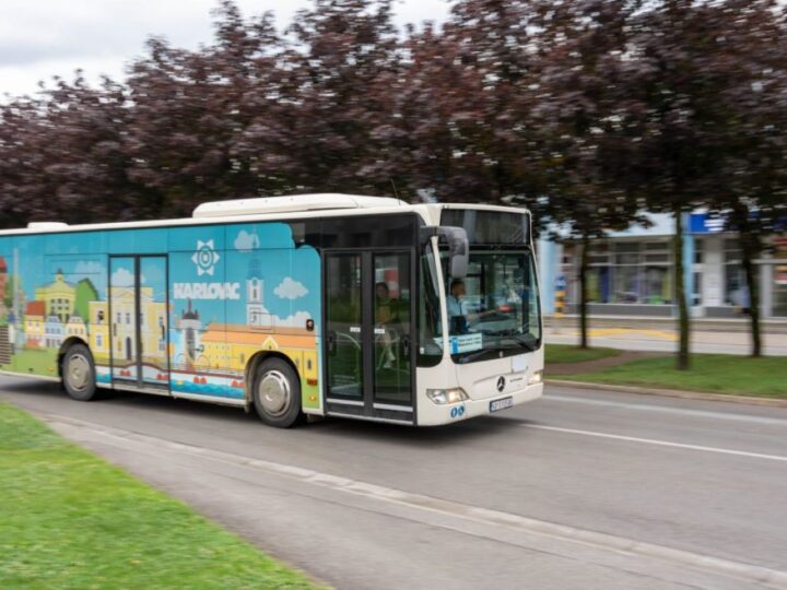 Za sve građane iznad 65 godina starosti besplatna vožnja autobusima