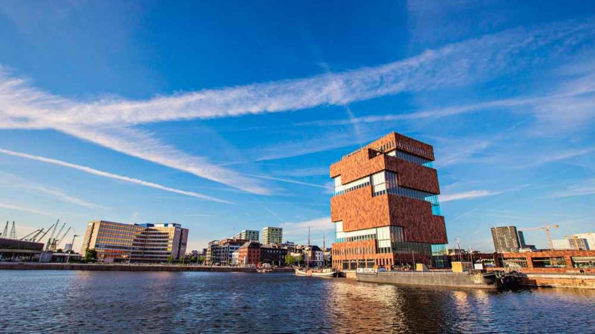 Antwerpen pretvara stari lučki dok koji je sagradio Napoleon u prostor za kupanje