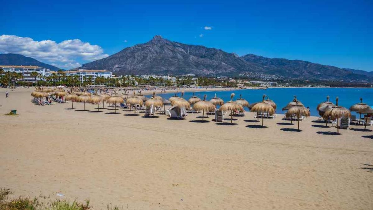 Marbella će sankcionirati one koji pišaju u more
