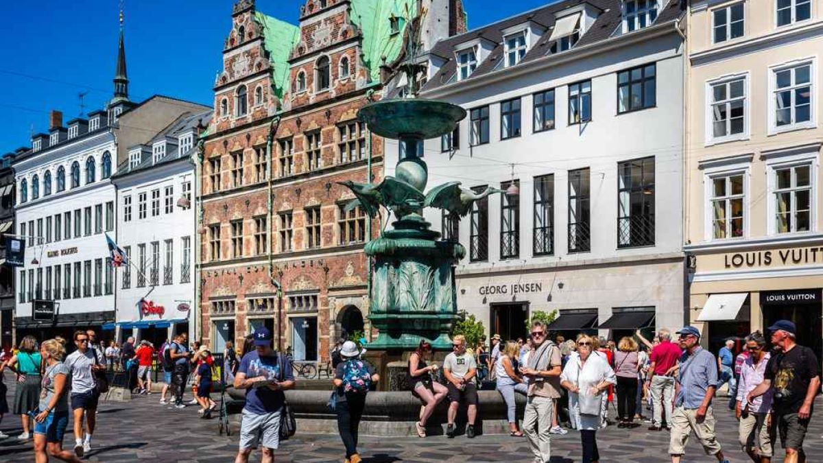 Kopenhagen razmišlja o uvođenju turističke pristojbe