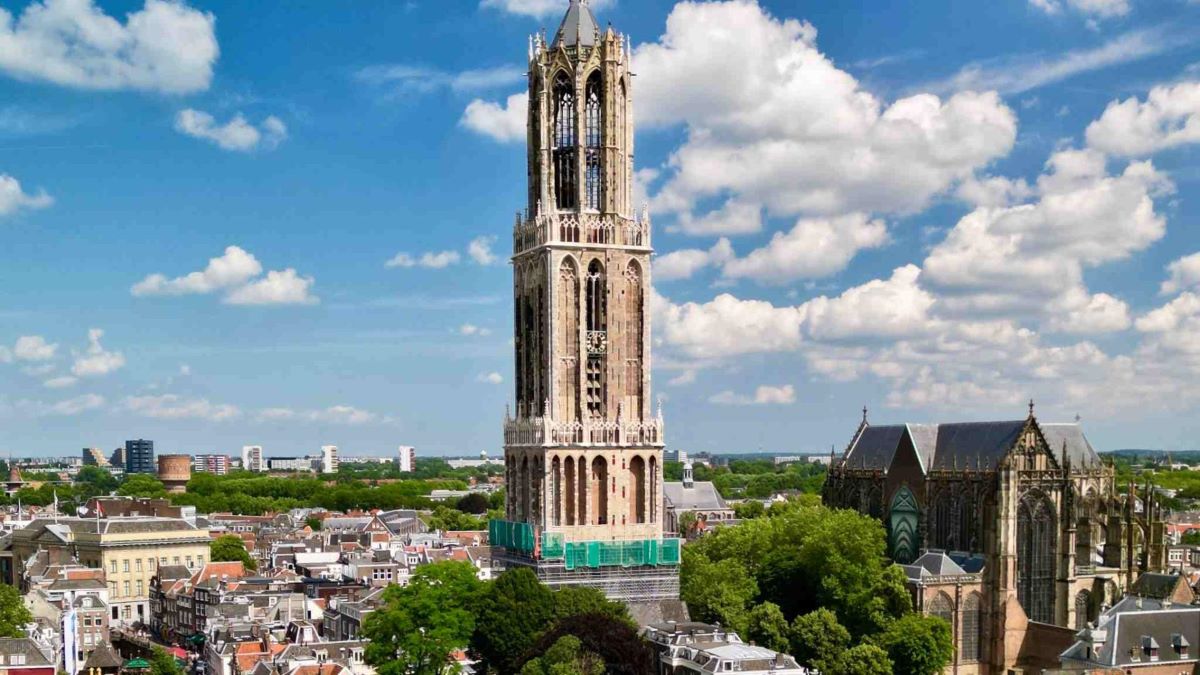 Dom tower u Utrechtu ponovno vidljiv nakon 5 godina obnove