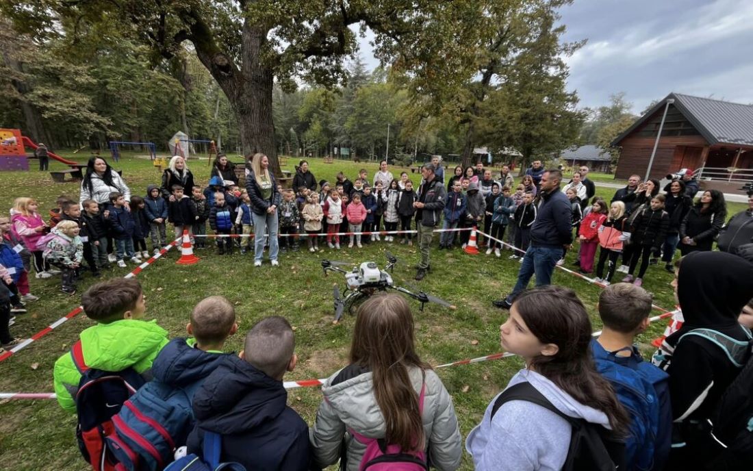 Grad Vukovar provodi projekt pošumljavanja zelenih površina dronom te sadnje drveća u park- šumi