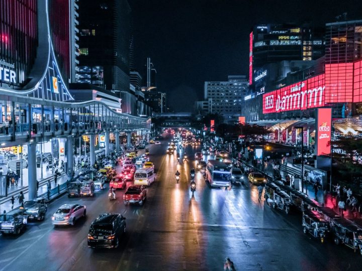 Bangkok nudi besplatan javni prijevoz usred krize zagađenja