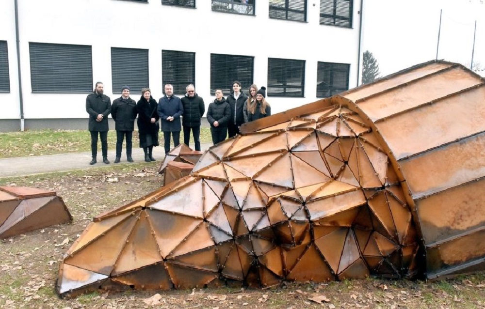 U Varaždinu otkrivena skulptura posvećena 1100. obljetnici krunidbe kralja Tomislava