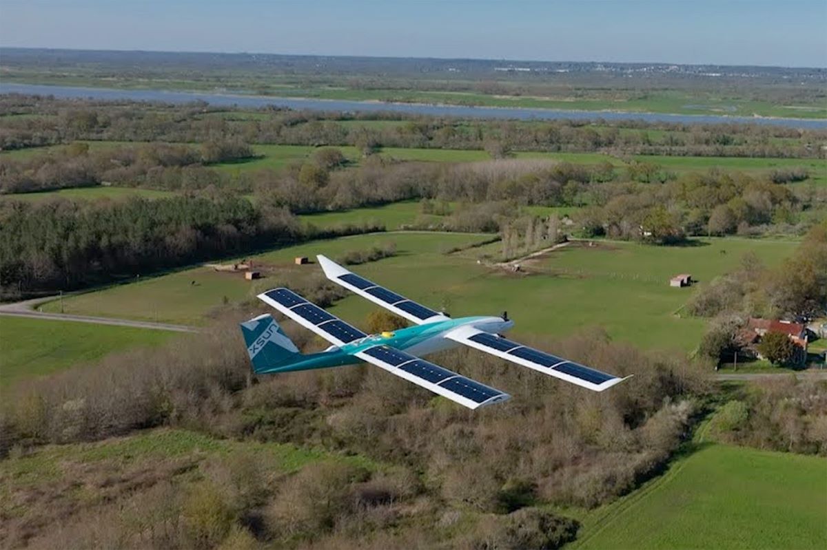 Dron na solarni pogon dizajniran za praćenje iz zraka na velikim udaljenostima