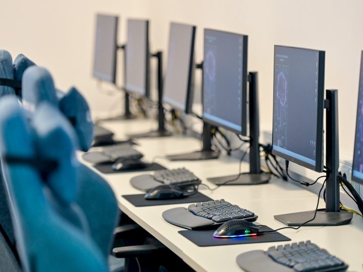 U Varaždinskoj županiji otvoren prvi školski Laboratorij za umjetnu inteligenciju i holograme u Hrvatskoj