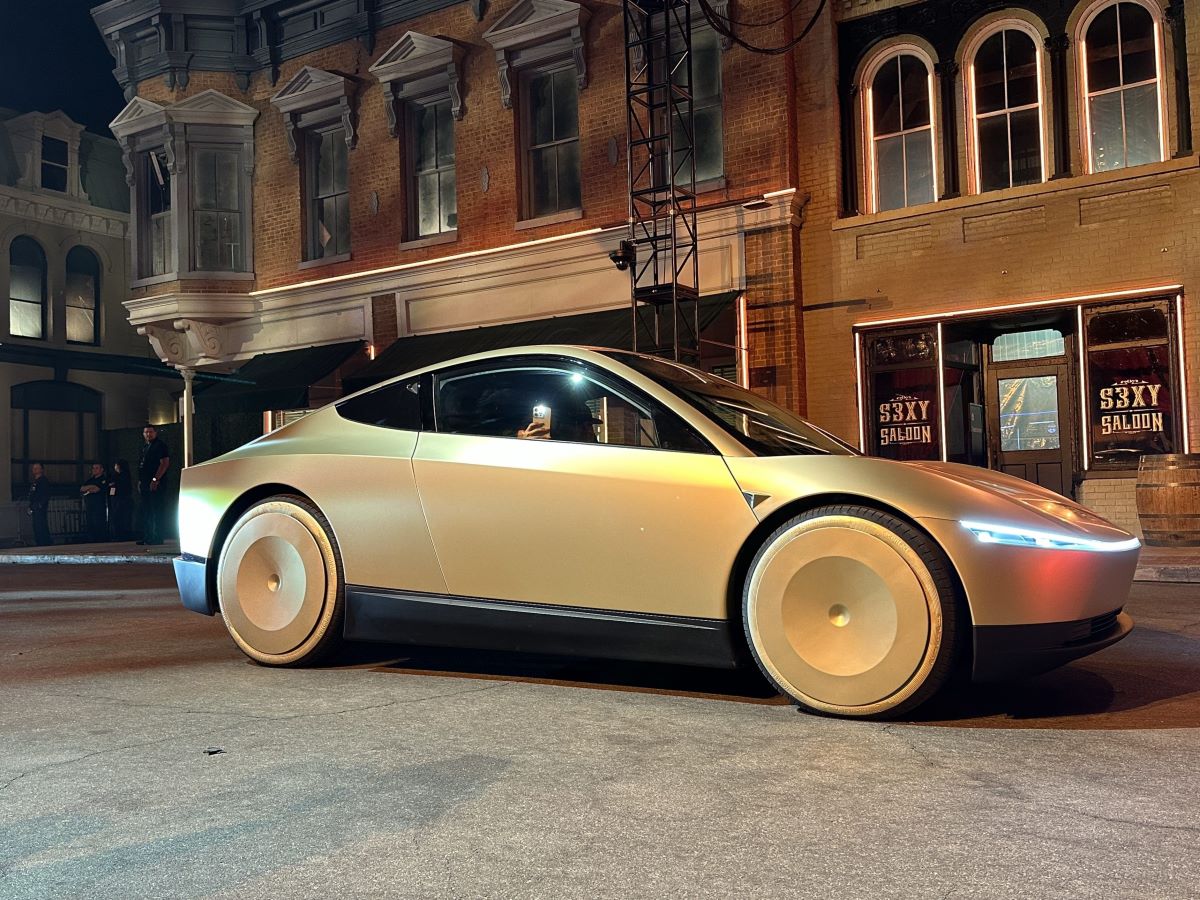 Tesla će u lipnju pokrenuti uslugu robotaksija u Austinu u Teksasu