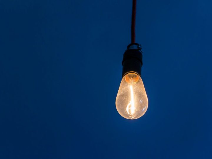 Danska smanjuje porez na električnu energiju gotovo na nulu u 2026. – 2027.