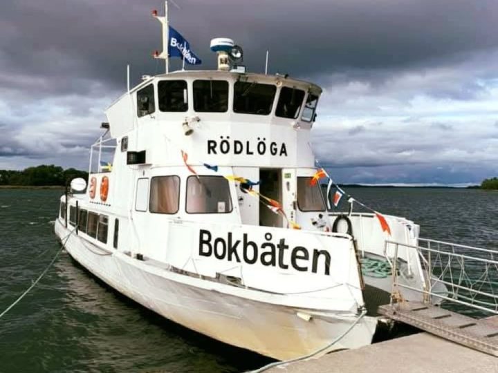 Ploveći raj za čitatelje: Knjižnica na brodu koja donosi knjige preko valova Stockholmskog arhipelaga