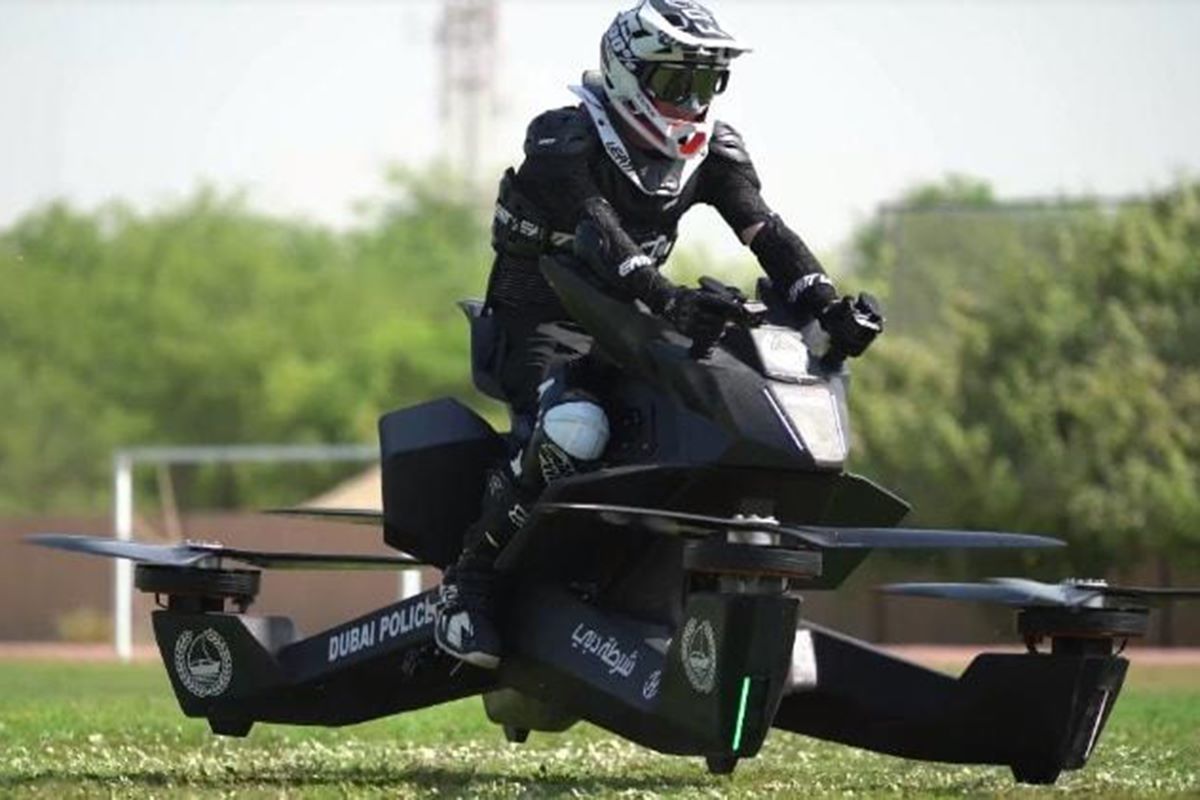 Policajci na nebu: Policija u Dubaiju testira leteće hoverbike