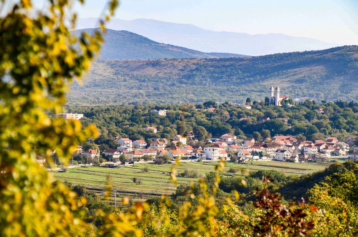 Dugopolje: Vrata Zagore koja čuvaju bogatu baštinu i otkrivaju skrivene prirodne ljepote