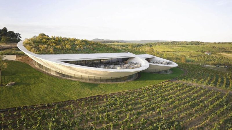 Futuristička vinarija u Mađarskoj