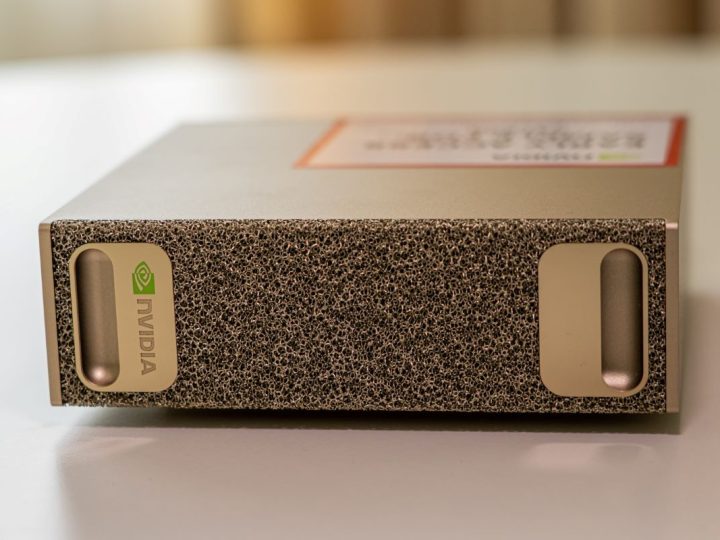 U prodaji je Nvidia DGX Spark – osobno AI računalo snage podatkovnog centra!