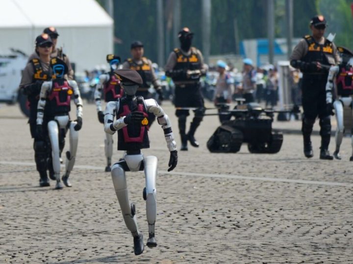 Granada se priprema za doček svog prvog robotskog policajca