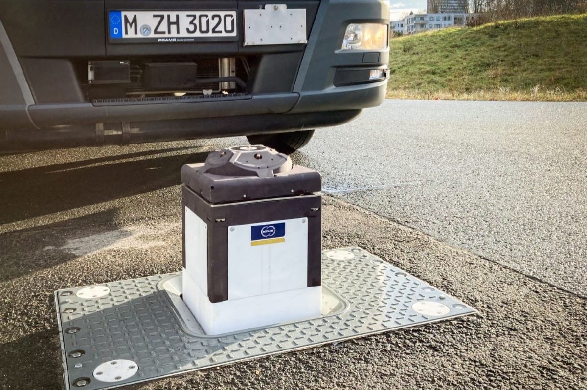 Novi sustav ogromne snage za punjenje električnih kamiona bez kabela