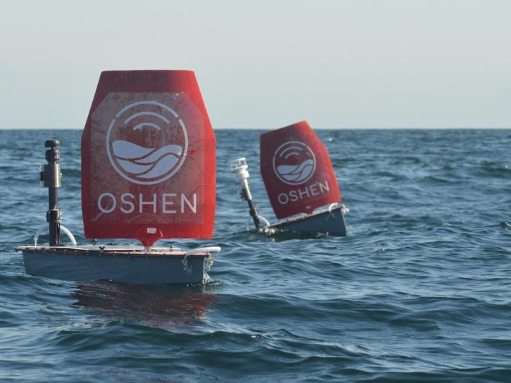 Oshen je izgradila prvog oceanskog robota za prikupljanje podataka u uraganu kategorije 5