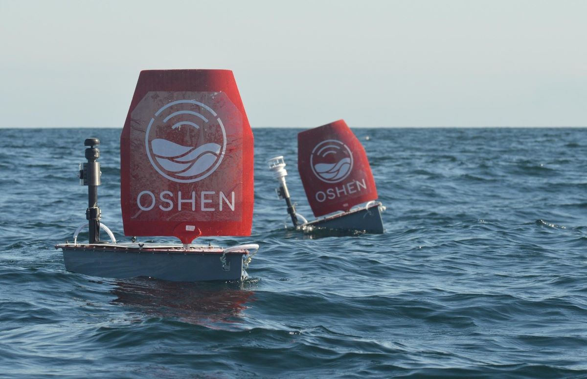 Oshen je izgradila prvog oceanskog robota za prikupljanje podataka u uraganu kategorije 5