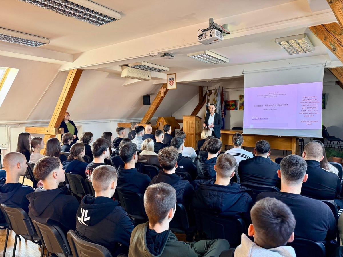 Vinkovci i ove godine maturantima osigurali besplatne pripreme za državnu maturu