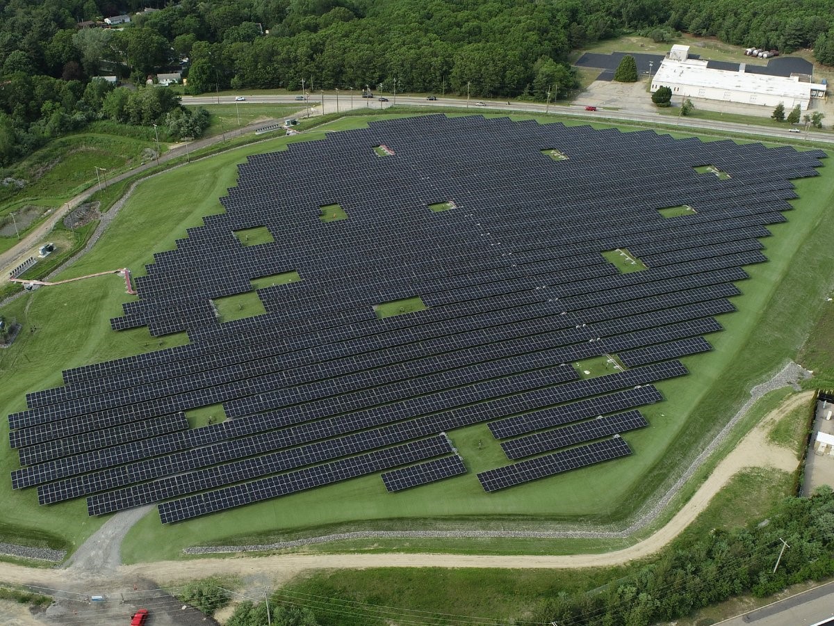 Grad Coventry dovršava projekt solarne elektrane na odlagalištu otpada