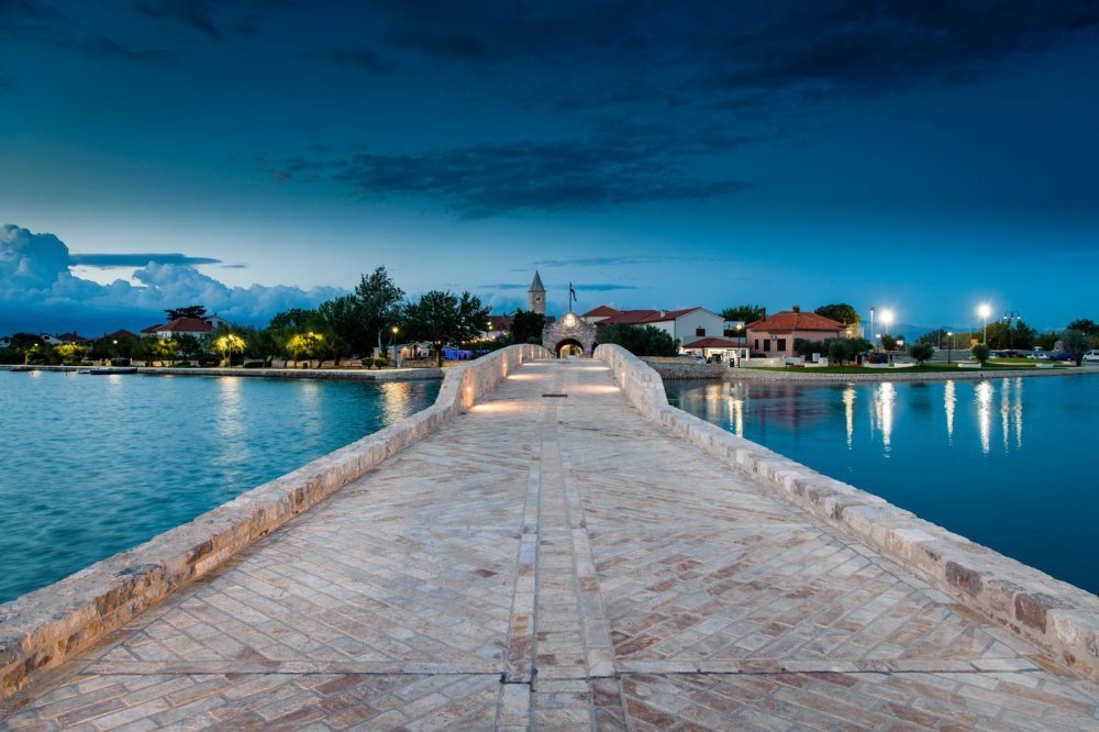 Nin gradi optičku mrežu