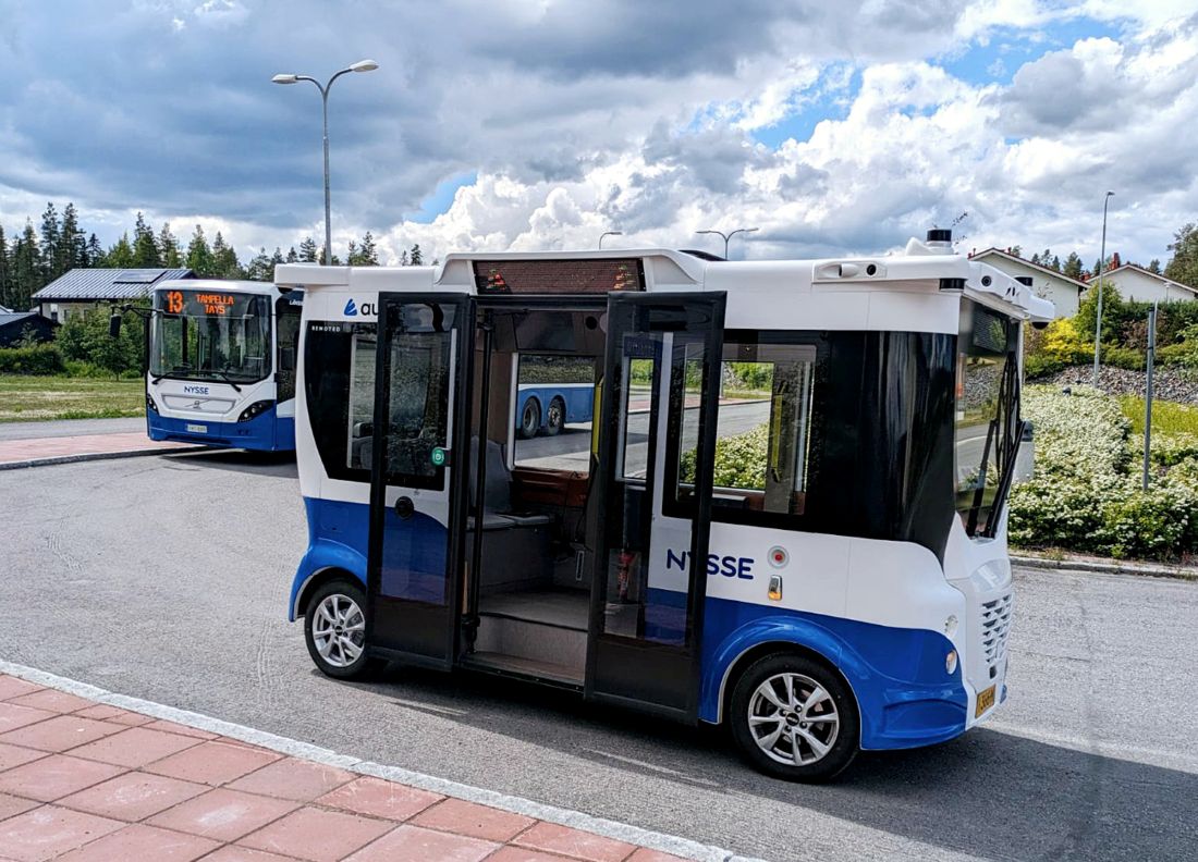 Tampere testira budućnost javnog prijevoza: robot-bus prelazi iz vozila u nadzorni centar