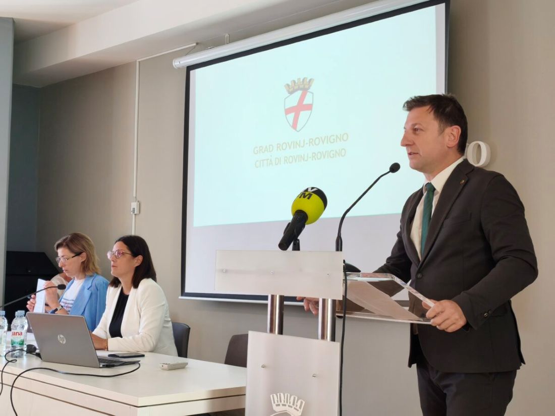 Rovinj-Rovigno uvodi povlaštenu godišnju parkirališnu kartu za umirovljenike
