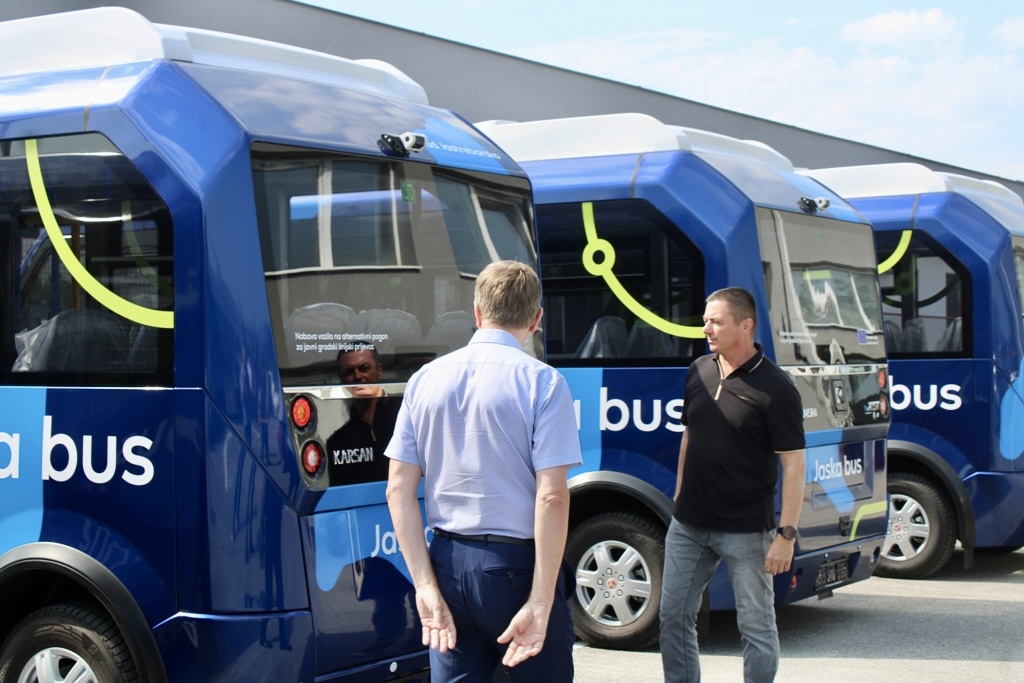 Električni minibusevi stigli u Jastrebarsko